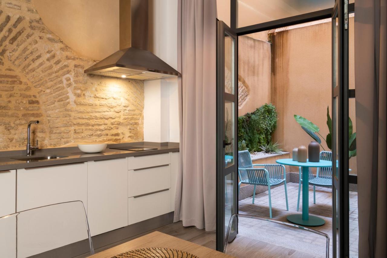 Suites Maestranza - Herreria By Magno Apartments Sevilla Exteriör bild